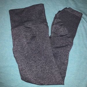 grey athletic leggings
